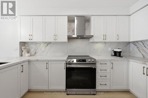 65 Dryden Lane, Hamilton, ON 
