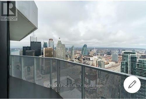 5705 - 100 Harbour Street, Toronto, ON 