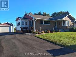 42 SANTA CRUZ DRIVE South Stormont, ON K0C 1M0