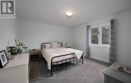 15 Sweetbriar Drive, Kitchener, ON 