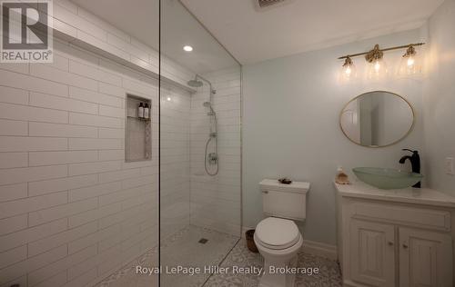 15 Sweetbriar Drive, Kitchener, ON 