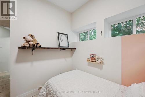 37 Arthur Street N, Guelph (St. George'S), ON 