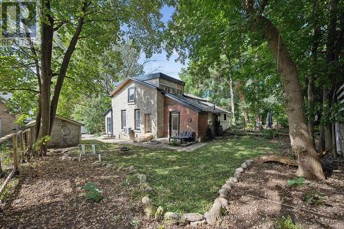 37 Arthur Street N, Guelph (St. George'S), ON 
