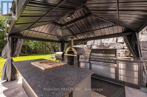 Outdoor Kitchen - 4767 14Th Line, New Tecumseth, ON 