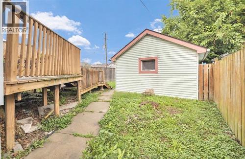 1794 Gladstone, Windsor, ON 