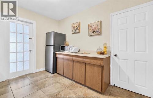 1794 Gladstone, Windsor, ON 