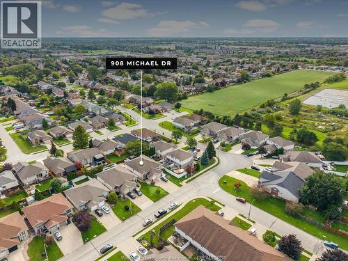 908 Michael Drive, Tecumseh, ON 