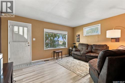 107 106Th Street W, Saskatoon, SK 