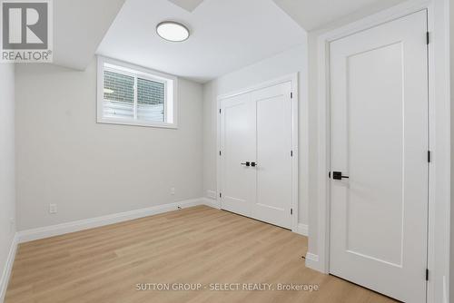588 Creekview Chase, London North (North R), ON 