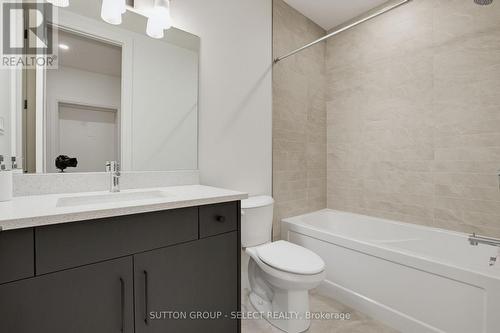 588 Creekview Chase, London North (North R), ON 