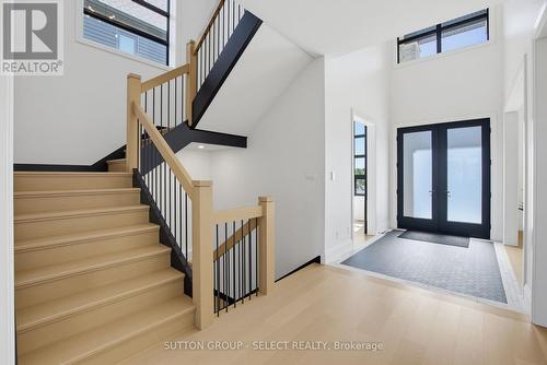 588 Creekview Chase, London North (North R), ON 