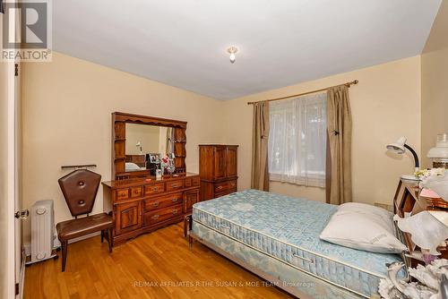 131 Oakridge Boulevard, Ottawa, ON 