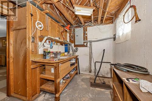 131 Oakridge Boulevard, Ottawa, ON 