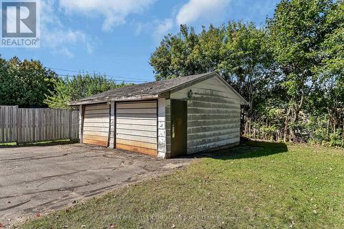 131 Oakridge Boulevard, Ottawa, ON 