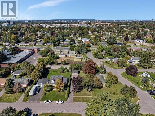 131 Oakridge Boulevard, Ottawa, ON 