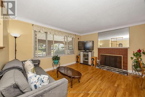131 Oakridge Boulevard, Ottawa, ON 
