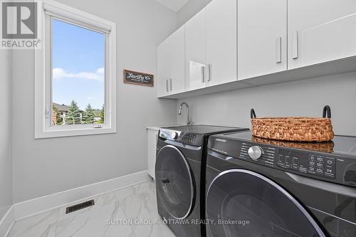 Laundry - MAIN level - 7095 Still Meadow Way, Ottawa, ON 