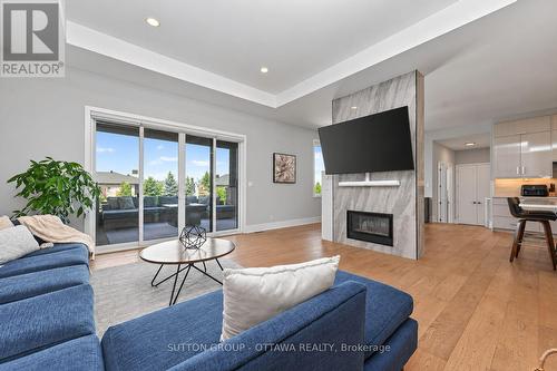 7095 Still Meadow Way, Ottawa, ON 