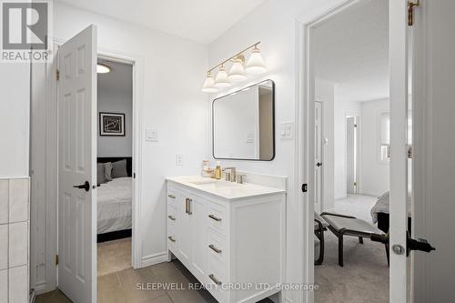 463 Cooper Street, Ottawa, ON 
