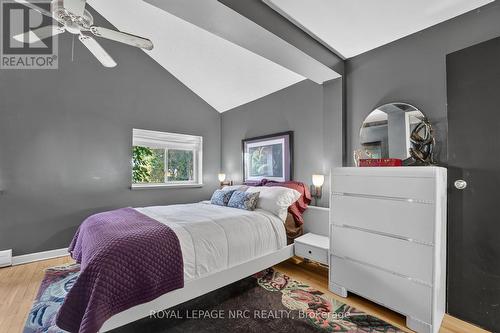 93 Lincoln Road E, Fort Erie (Crystal Beach), ON 