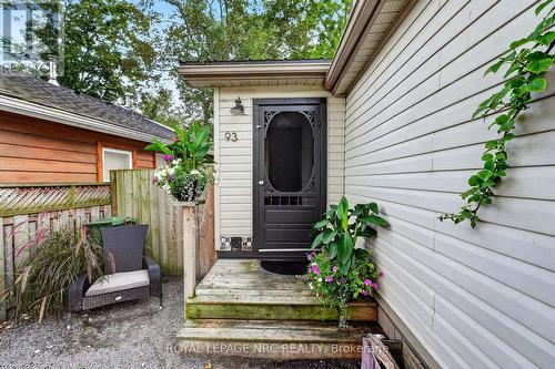 93 Lincoln Road E, Fort Erie (Crystal Beach), ON 