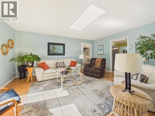 11070 Highway 101, Powell River, BC 