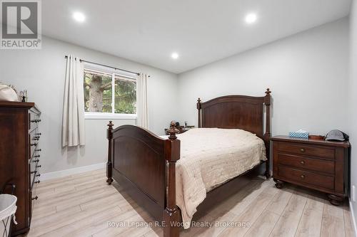 19 Queen Street E, Norwich (Otterville), ON 