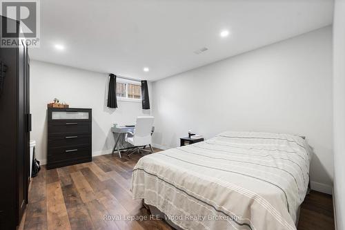 19 Queen Street E, Norwich (Otterville), ON 