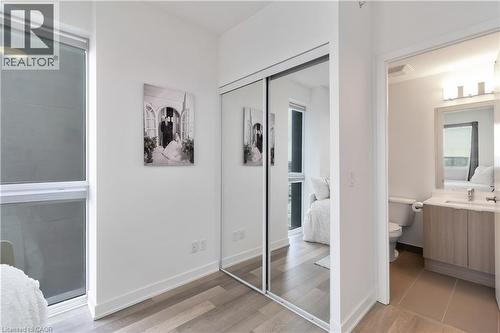 5220 Dundas Street Unit# D422, Burlington, ON 