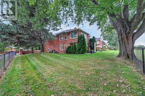 32 - 5 Carn Castle Gate, St. Catharines, ON 