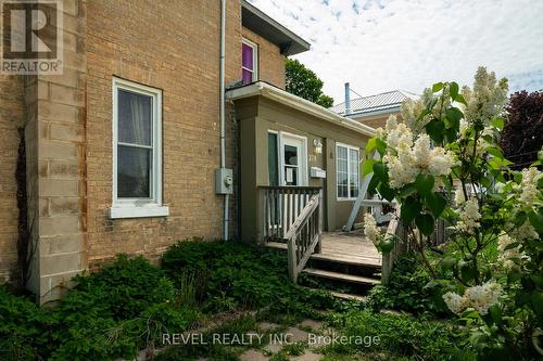 Mudroom & Porch - 279 1St Ave Avenue S, Arran-Elderslie, ON 