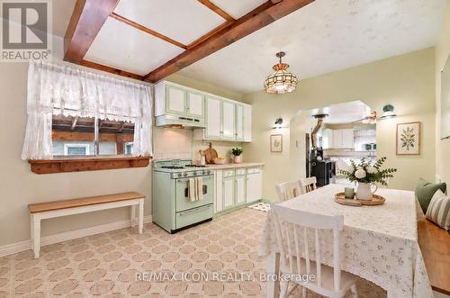 *virtually staged for demonstration purposes - 423 Lawrence Avenue, Kitchener, ON 