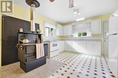 423 Lawrence Avenue, Kitchener, ON 