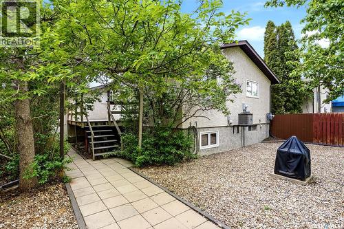 7122 Lawrence Drive, Regina, SK 