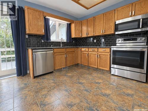 7122 Lawrence Drive, Regina, SK 