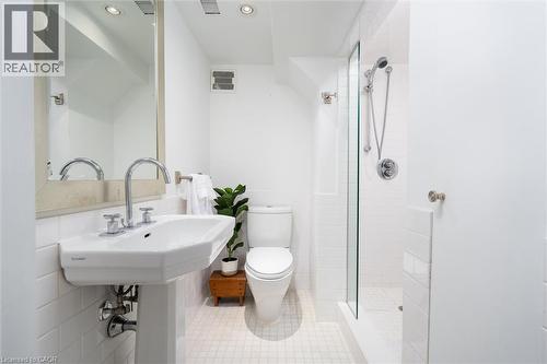 1458 Broadmoor Avenue, Mississauga, ON 