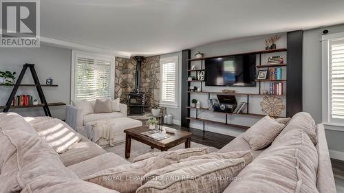 Spacious country charm throughout - 11688 Charlton Drive, Middlesex Centre, ON 
