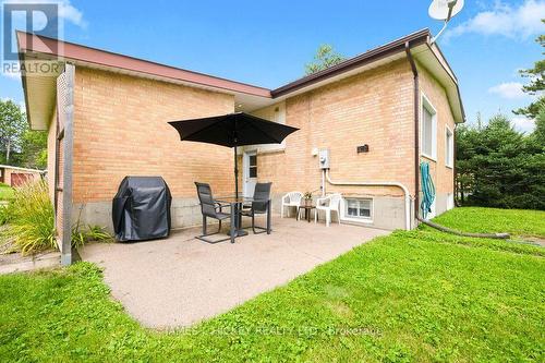 80 Frontenac Crescent, Deep River, ON 
