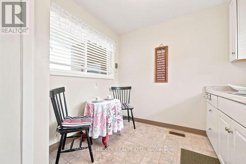 80 Frontenac Crescent, Deep River, ON 