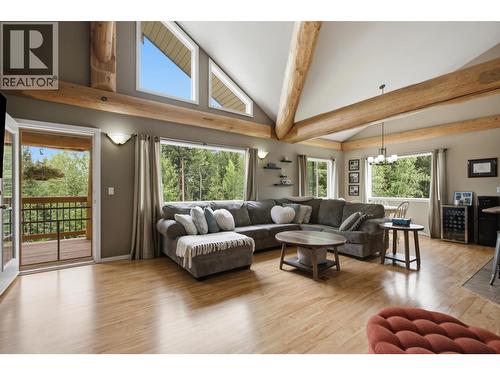 1898 Ross Road, Williams Lake, BC 