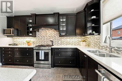 15 Fox Grape Road, Thorold (Confederation Heights), ON 
