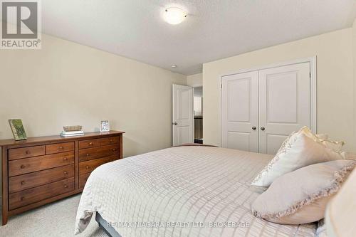 15 Fox Grape Road, Thorold (Confederation Heights), ON 