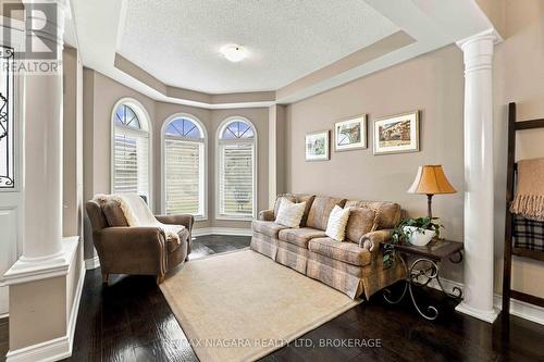 15 Fox Grape Road, Thorold (Confederation Heights), ON 
