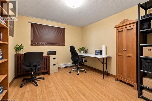 26 Renfrew Street E, Caledonia, ON 