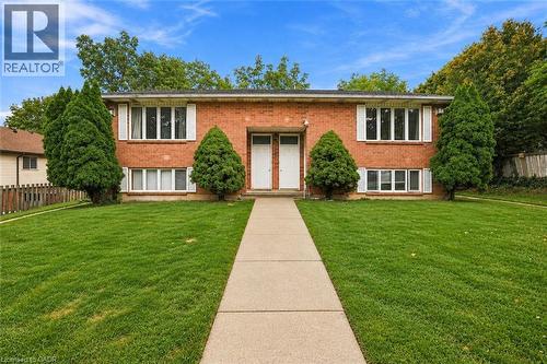 26 Renfrew Street E, Caledonia, ON 