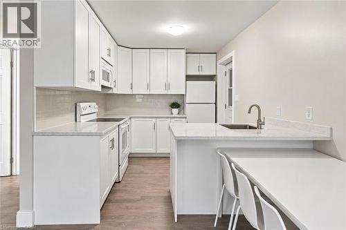 26 Renfrew Street E, Caledonia, ON 