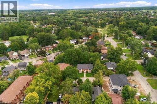 26 Renfrew Street E, Caledonia, ON 