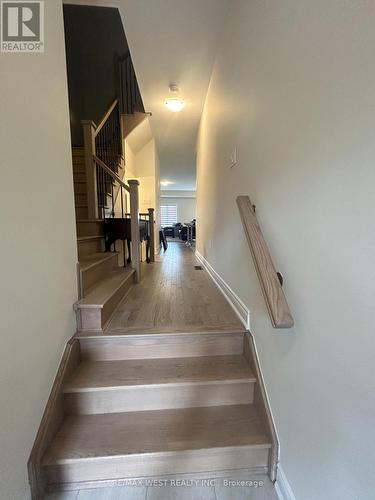 50 LORNE THOMAS PLACE , New Tecumseth, Ontario L9R 0T8 2