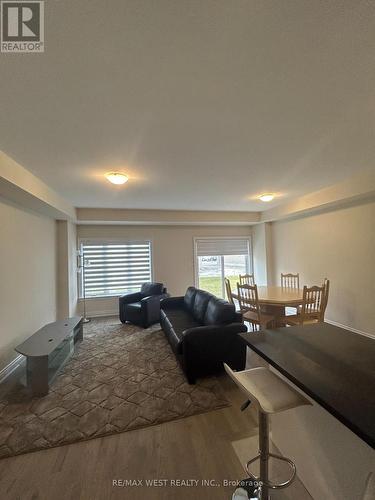 50 LORNE THOMAS PLACE , New Tecumseth, Ontario L9R 0T8 4