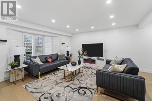 2290 DEVON ROAD , Oakville, Ontario L6J 5R4 5